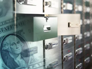 Капитал - Финсектор может пострадать от слабого контроля