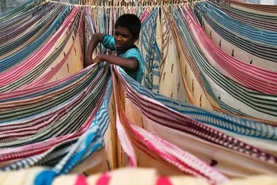 От обвала бирж в Китае выиграла Индия