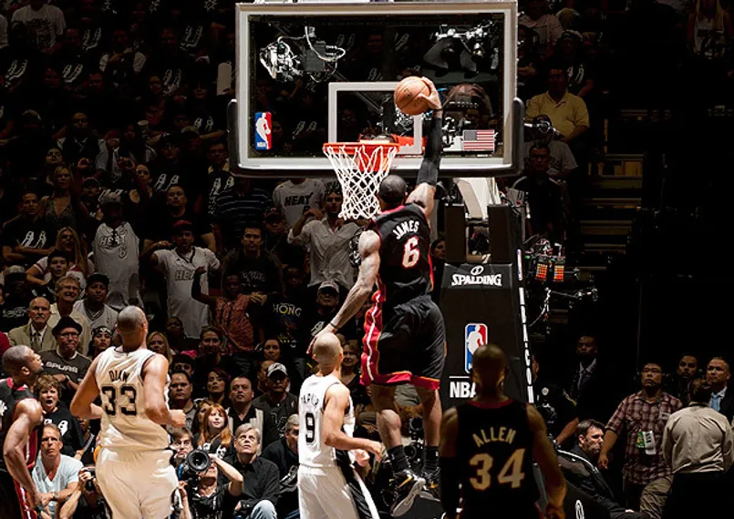 Капитал - «Майами» сравнял счет в серии с «Сан-Антонио»