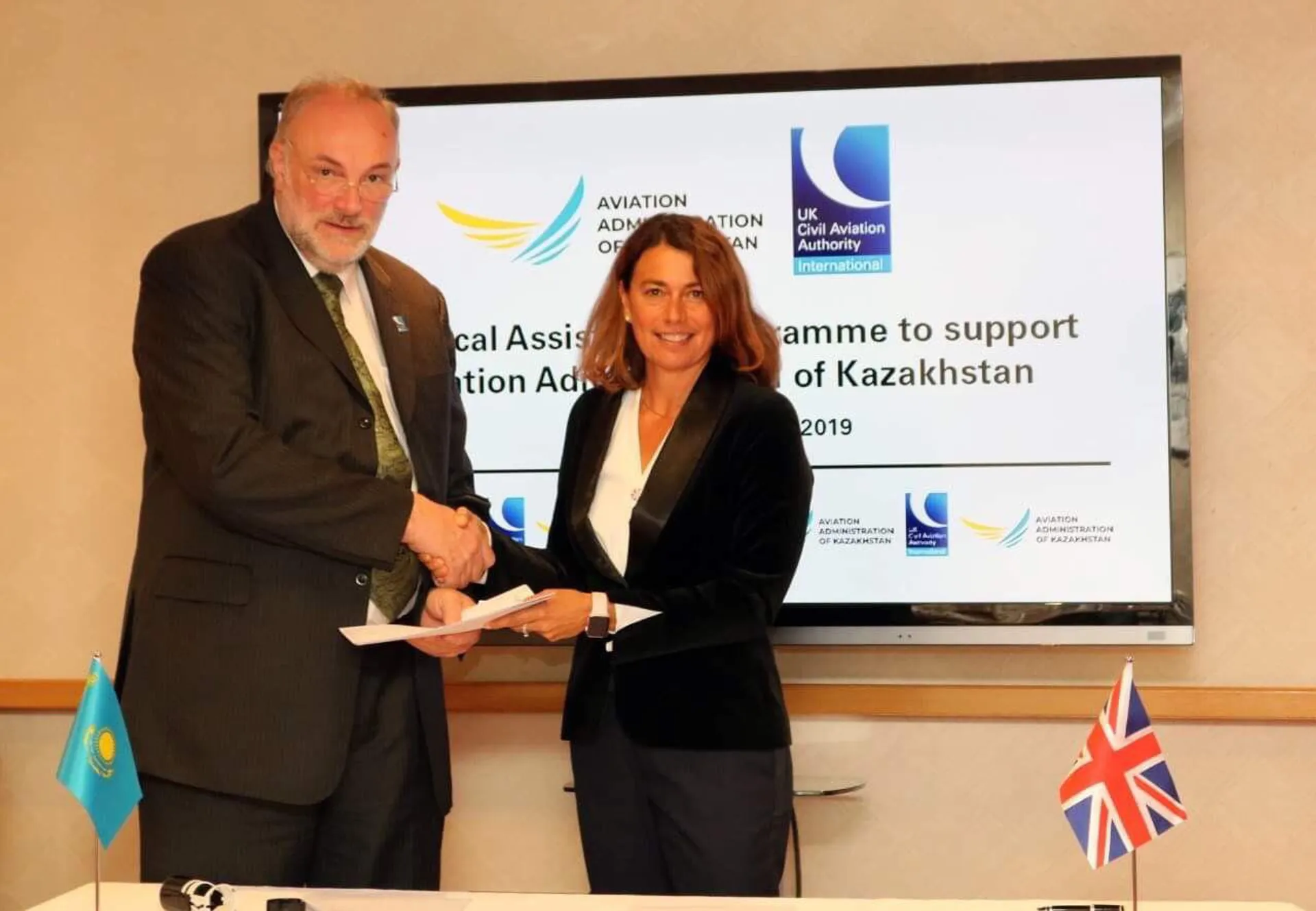 Капитал - Казахстан перейдет на европейские стандарты безопасности полетов