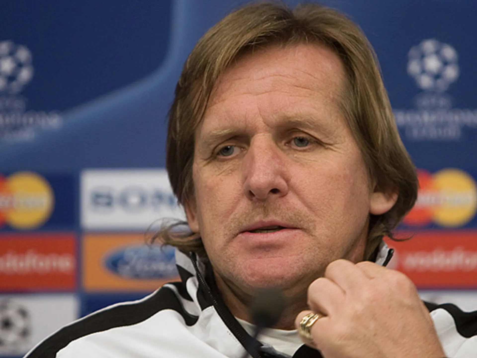 Капитал - Бернд Шустер возглавил «Малагу»