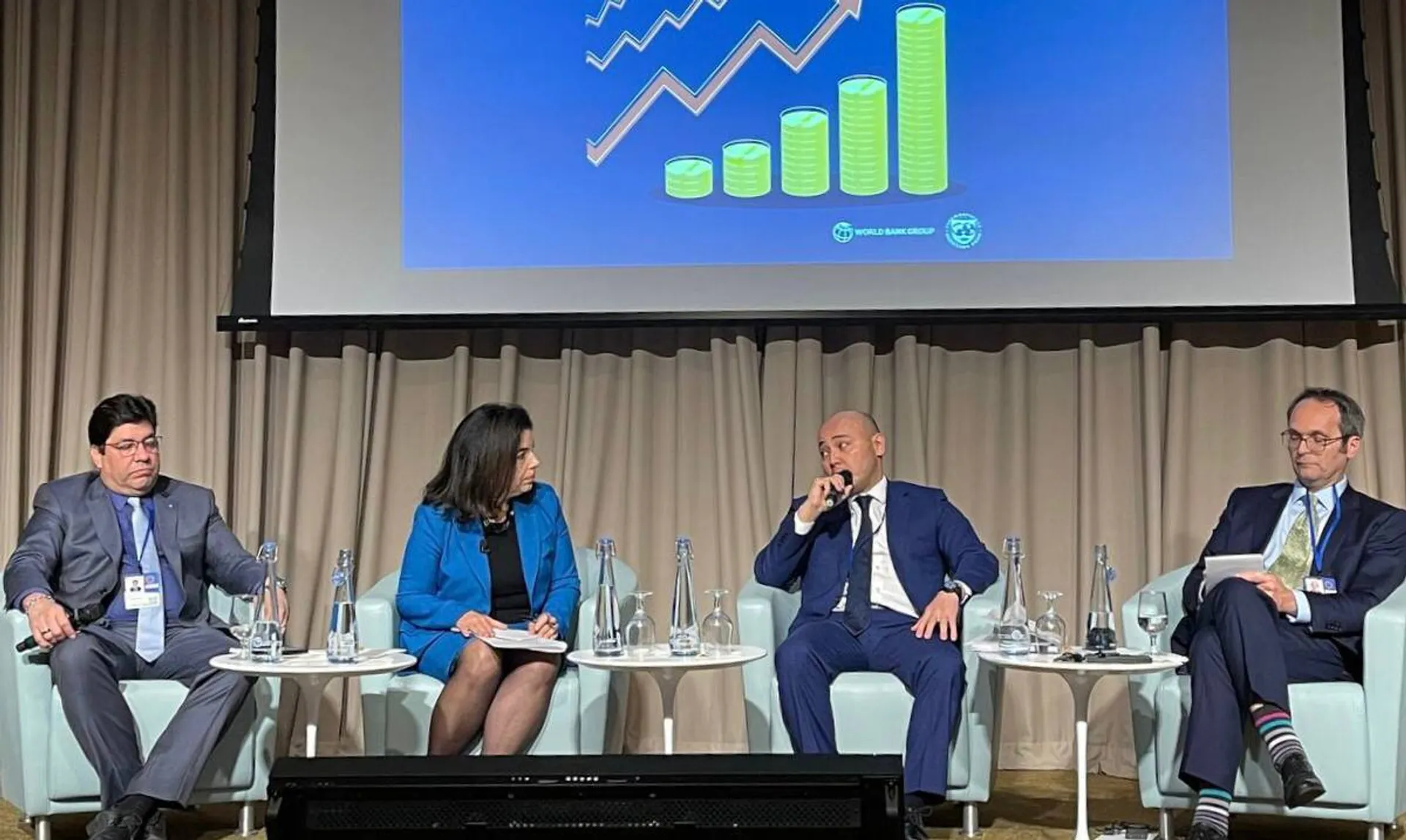 Капитал - Алибек Куантыров рассказал о налоге на сверхприбыль