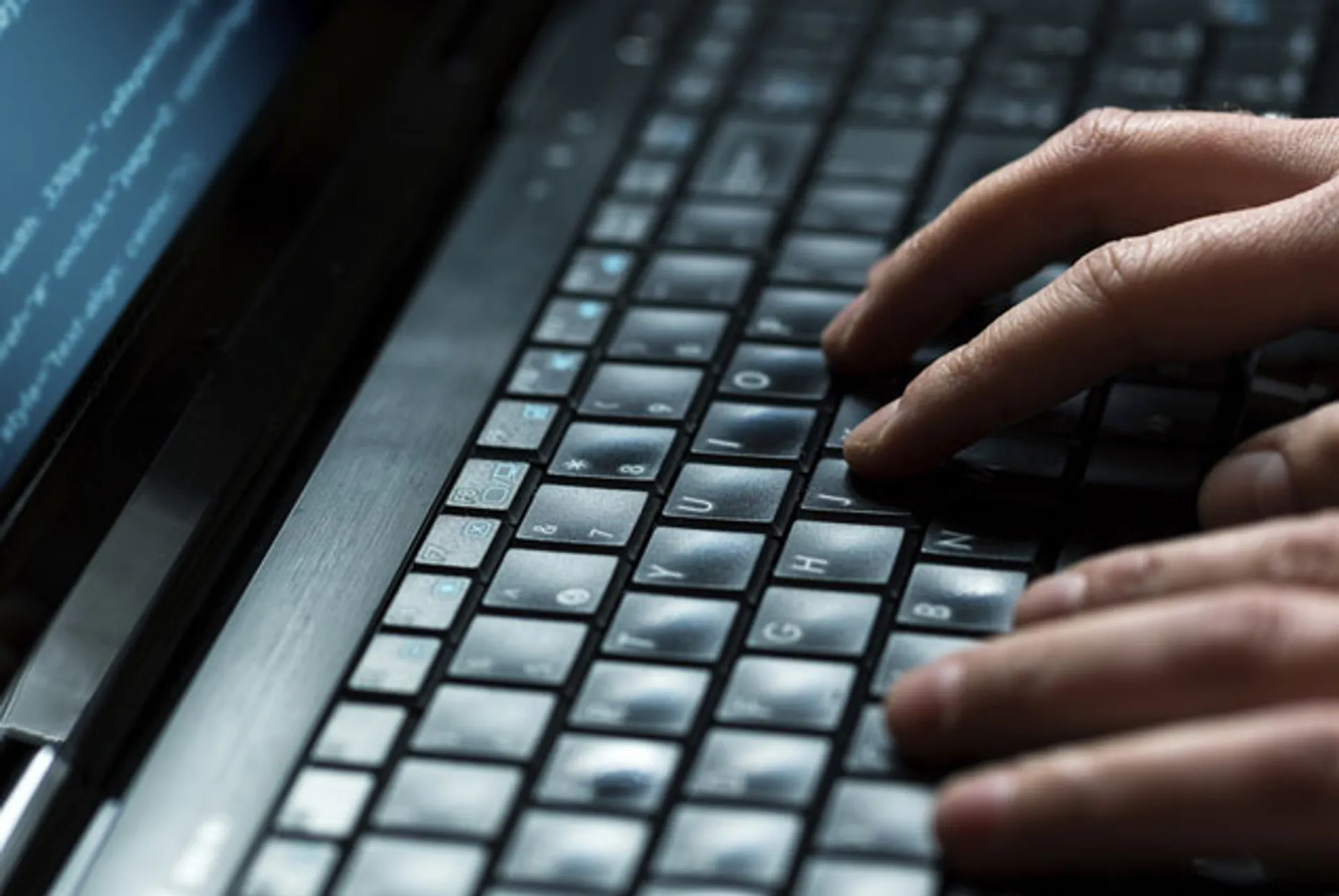 Капитал - ФБР заплатило хакерам более $1,3 млн за взлом iPhone