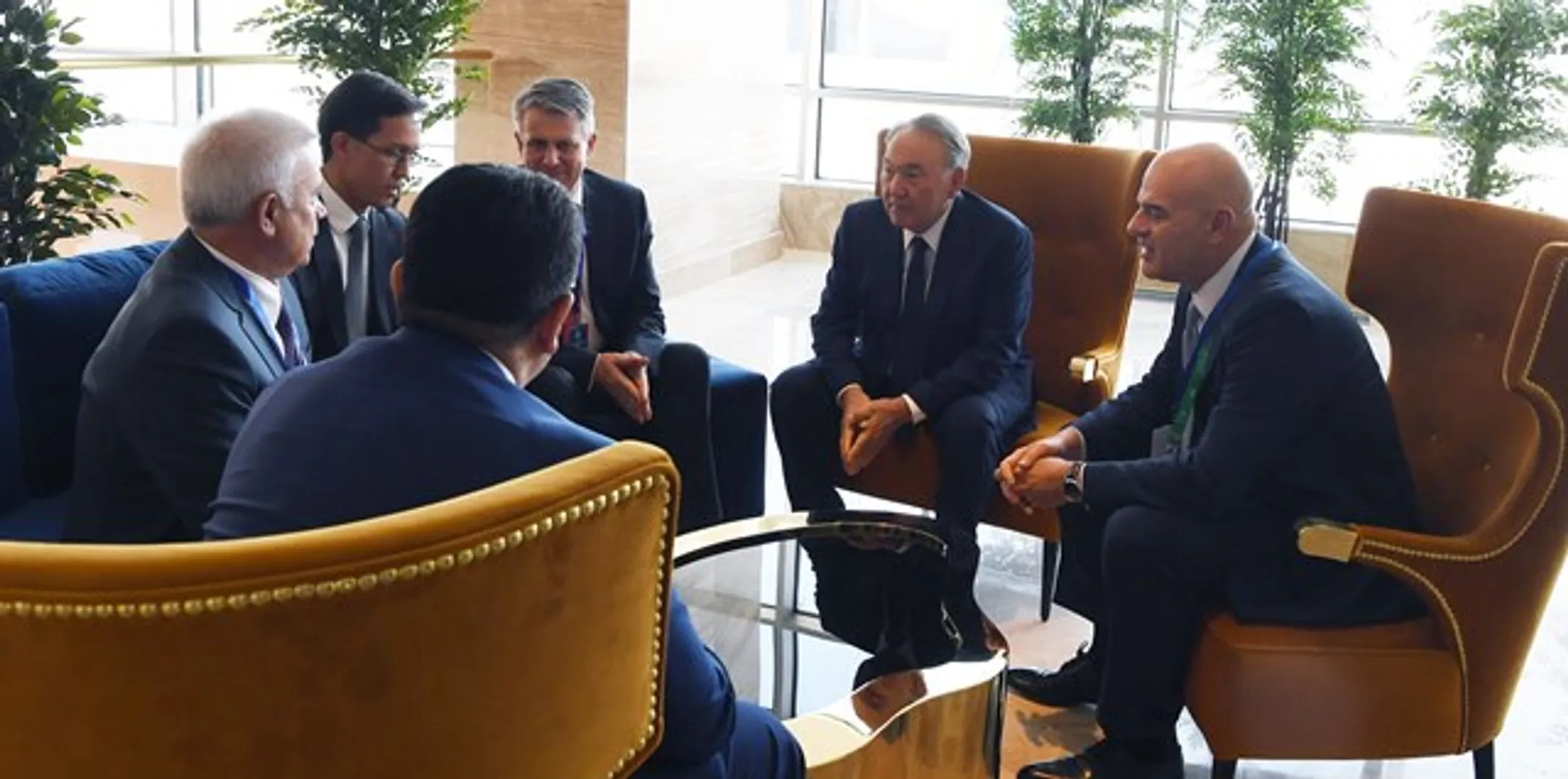 Президент провел переговоры с главами международных компаний - Image Kapital.kz