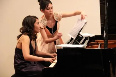 Наурыз, кобыз и Париж