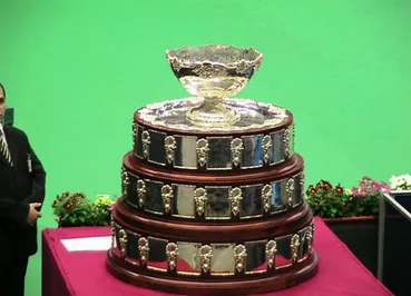 Элита становится привычной