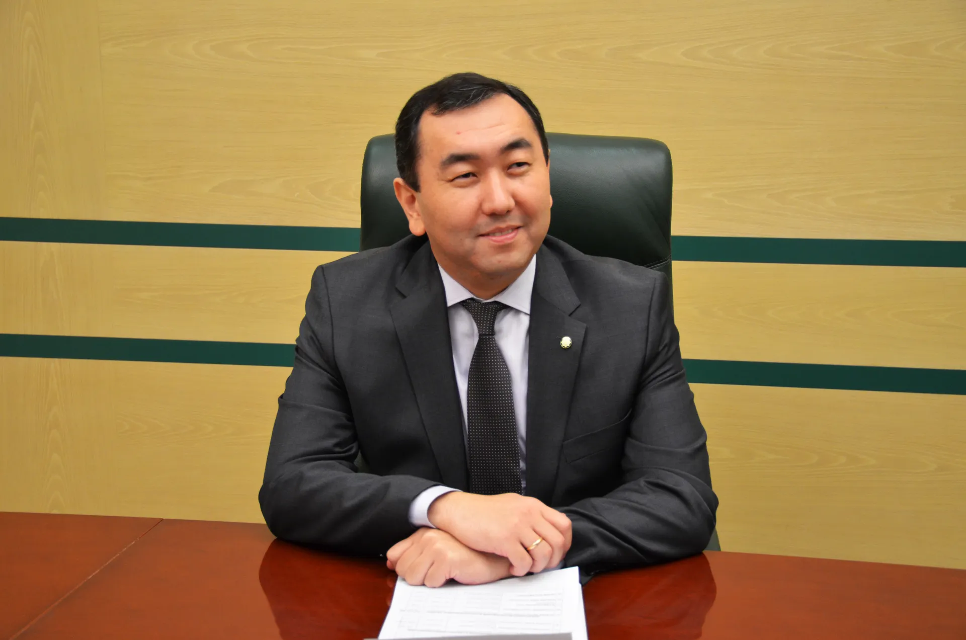 Капитал - Поступить на работу в Нацбанк молодому специалисту вполне реально