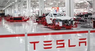 Капитал - Tesla: выпуск Model 3 вырастет до 6 тысяч в неделю