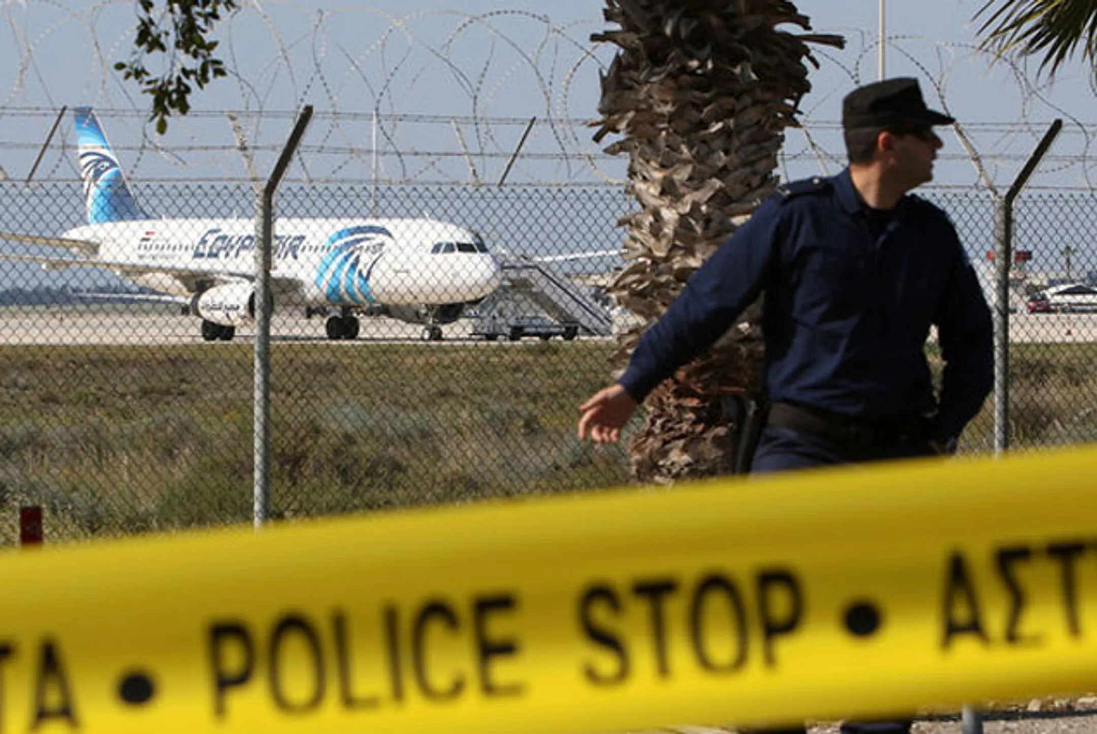 Угонщик самолета EgyptAir предъявил требования - Image Kapital.kz