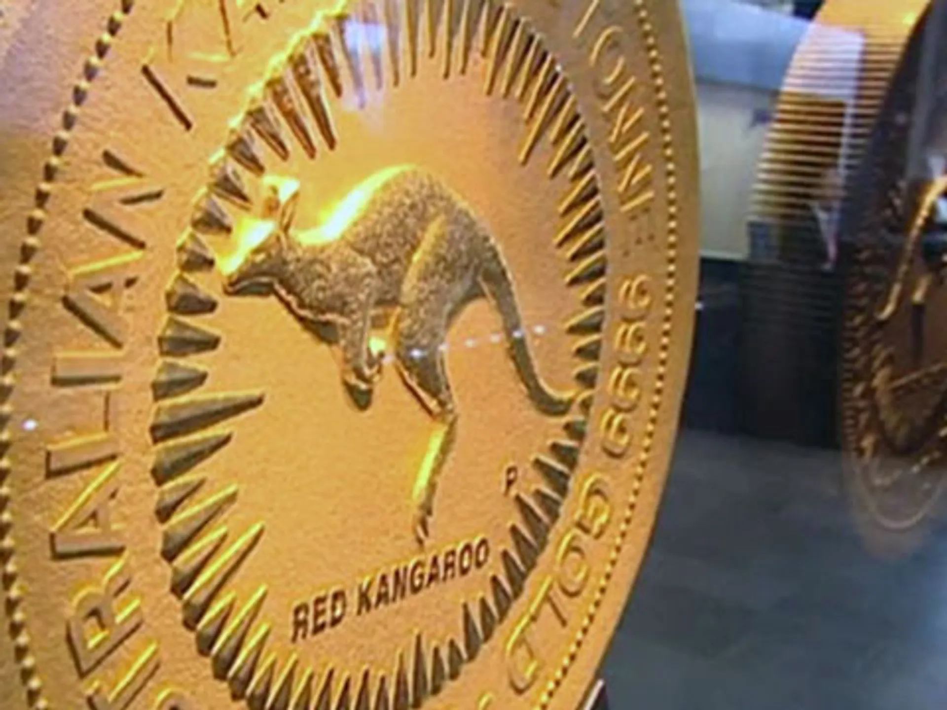 Капитал - В Германии показали самую большую монету в мире