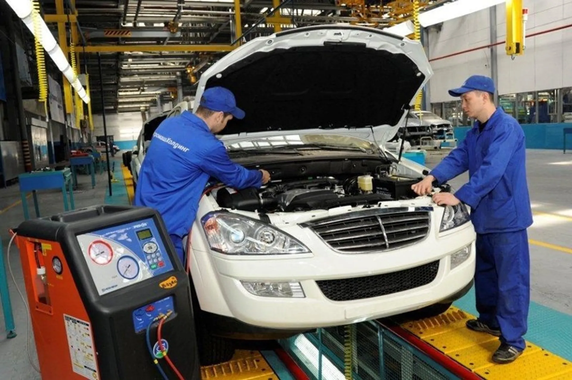 Капитал - Чиновники купили 2 553 казахстанских автомобилей