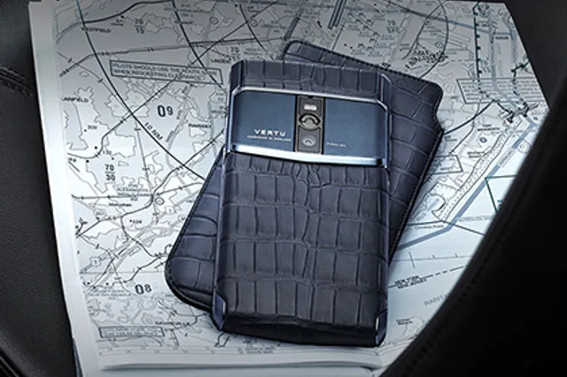 Vertu выпустила самый мощный смартфон с сапфировым стеклом