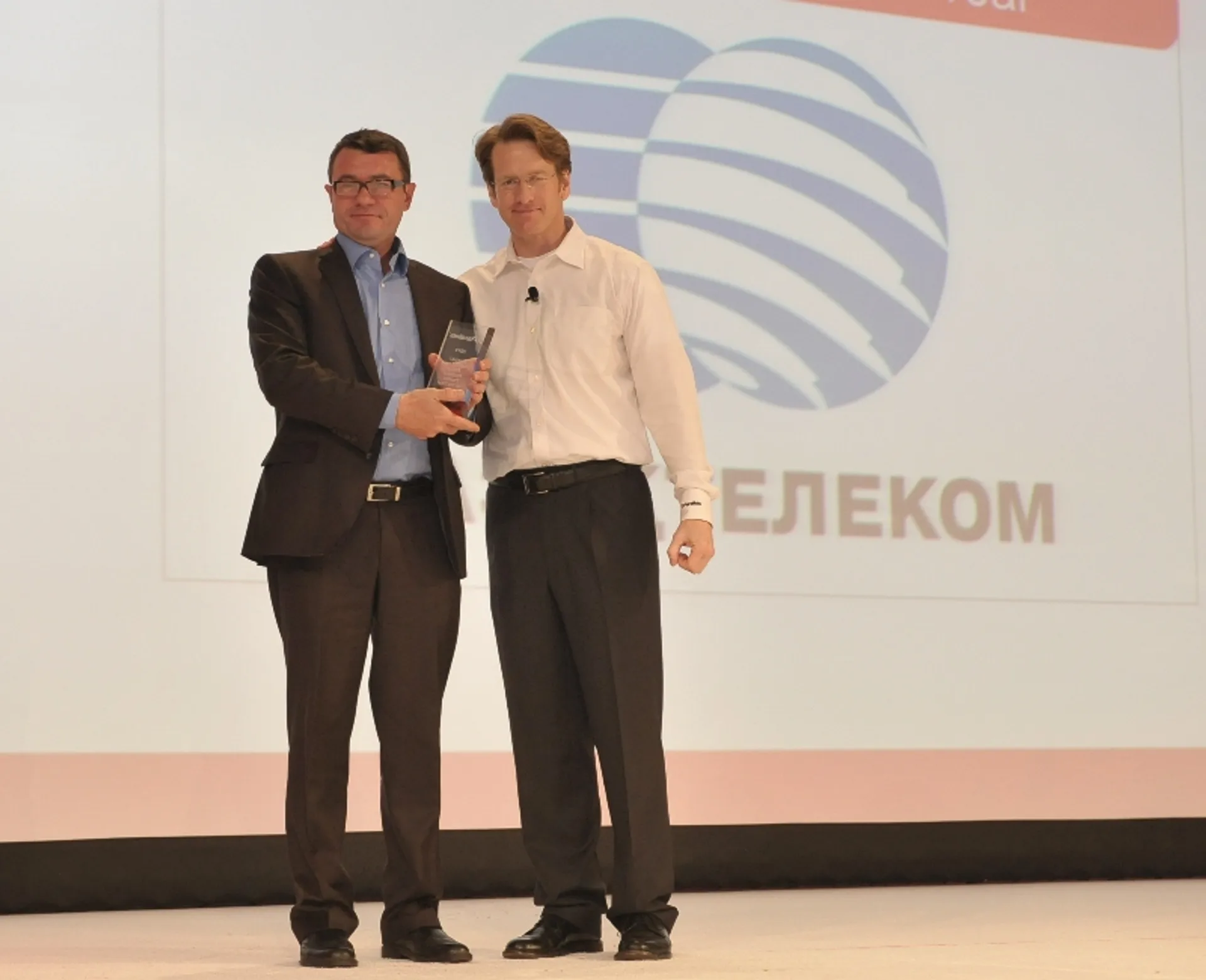 Капитал - Казахтелеком назван лучшим партнером Parallels