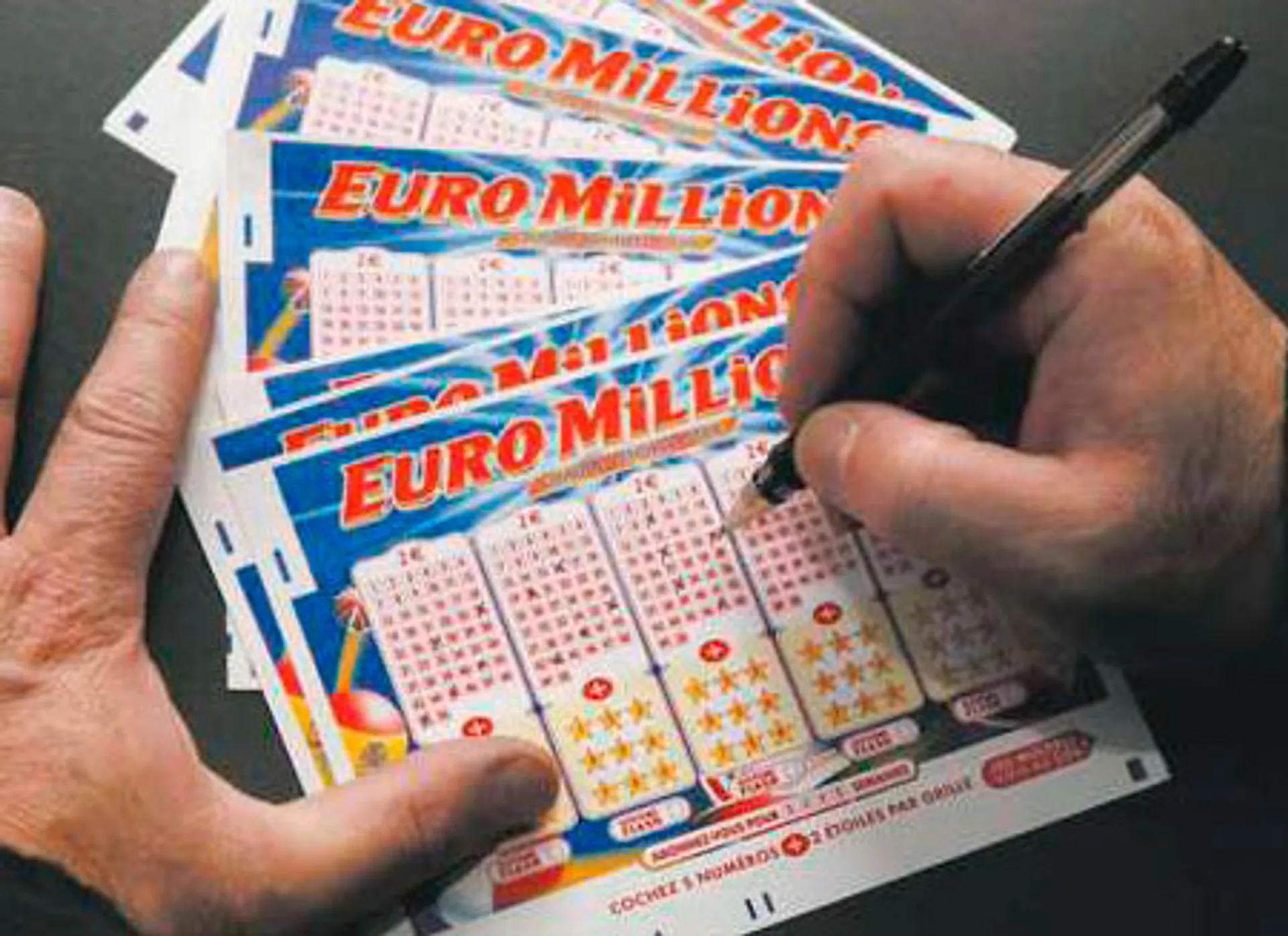 Капитал - Швейцарец выиграл 93,6 млн. евро