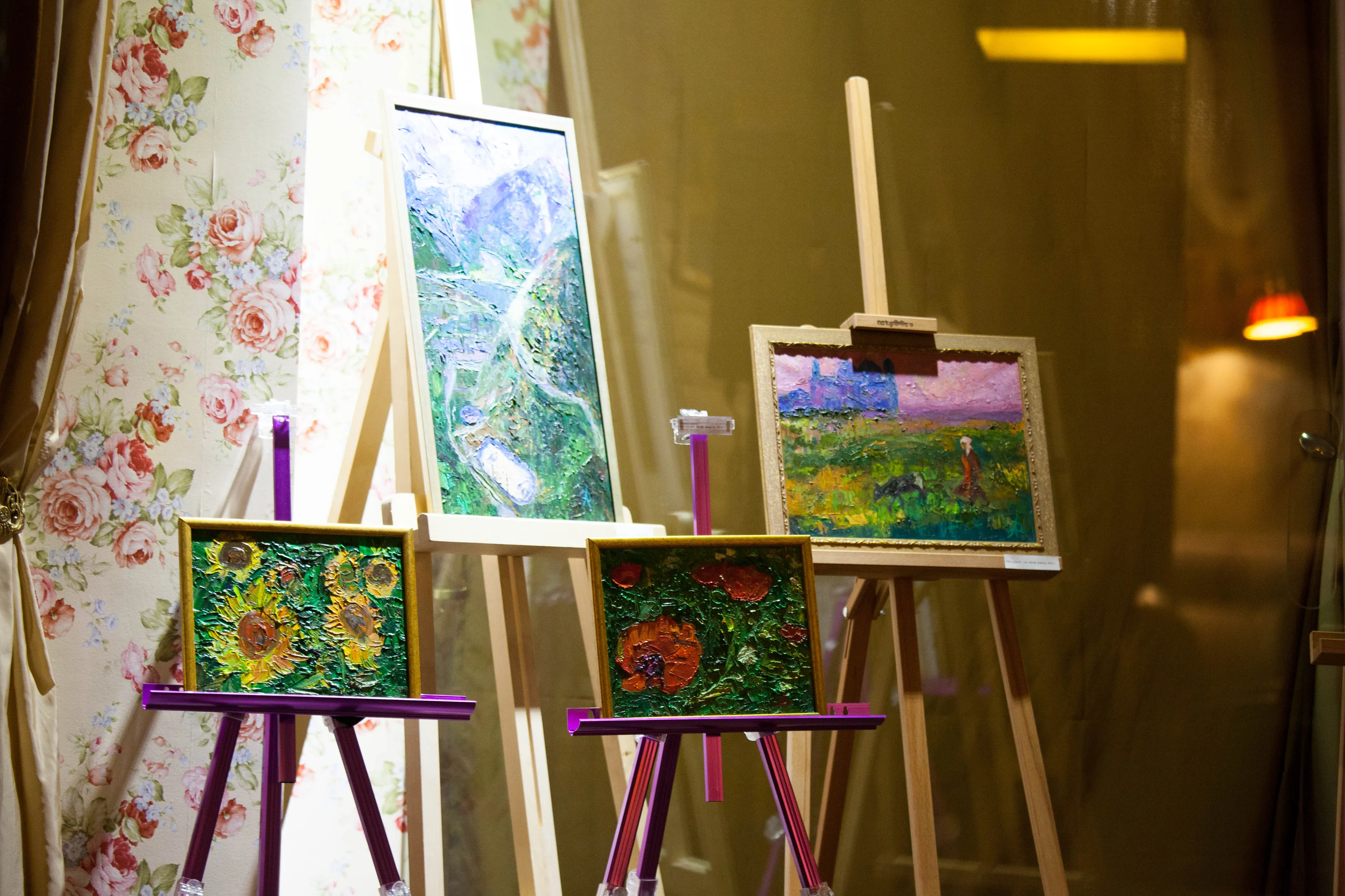 Капитал - «Шепотом…»  - о близком и сокровенном