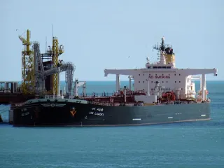 Капитал - Владельцы танкера Jag Laadki получили страховую выплату от СК «Евразия»