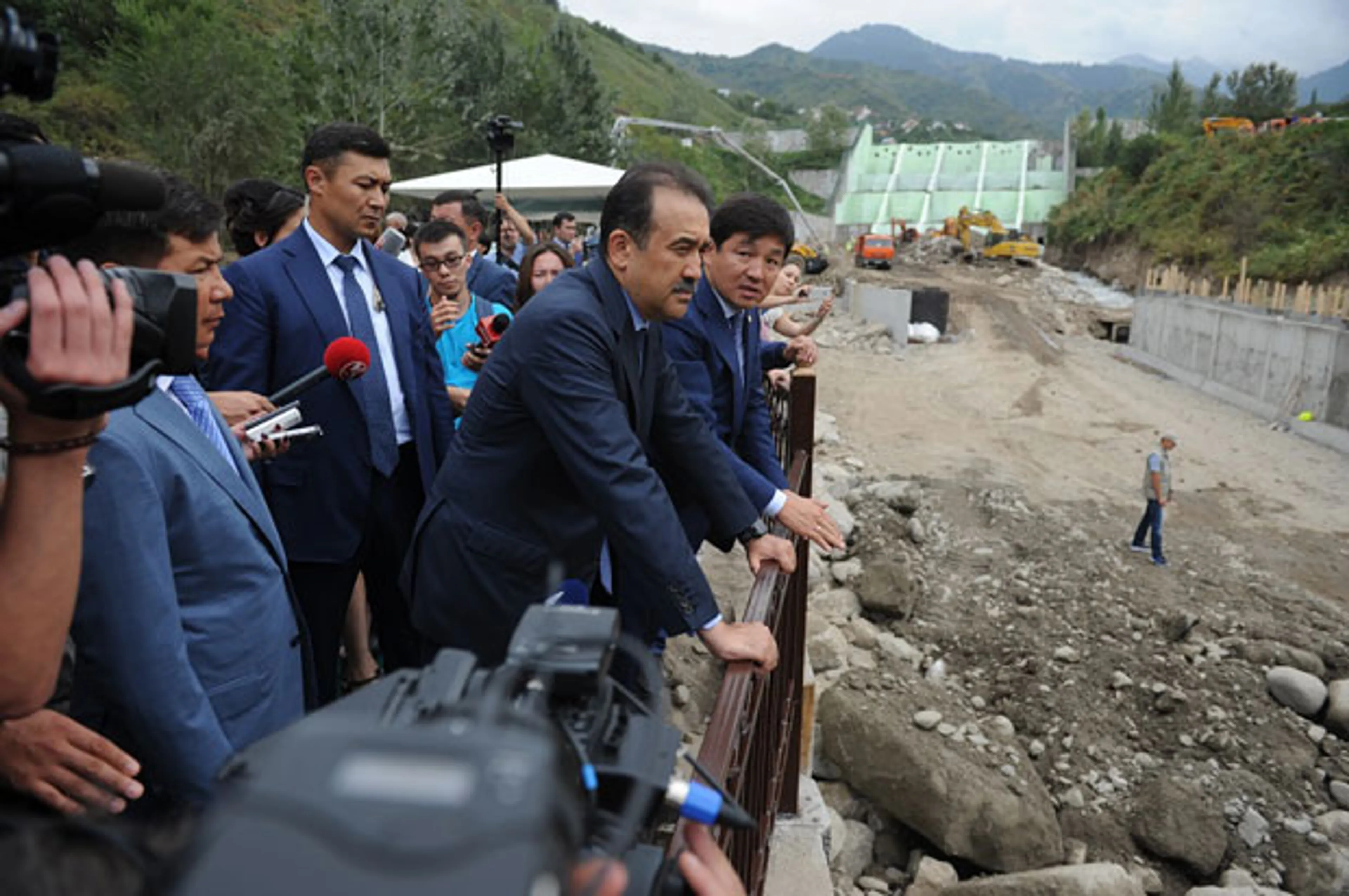 Капитал - Кариму Масимову доложили  о борьбе с подтоплениями в Алматы