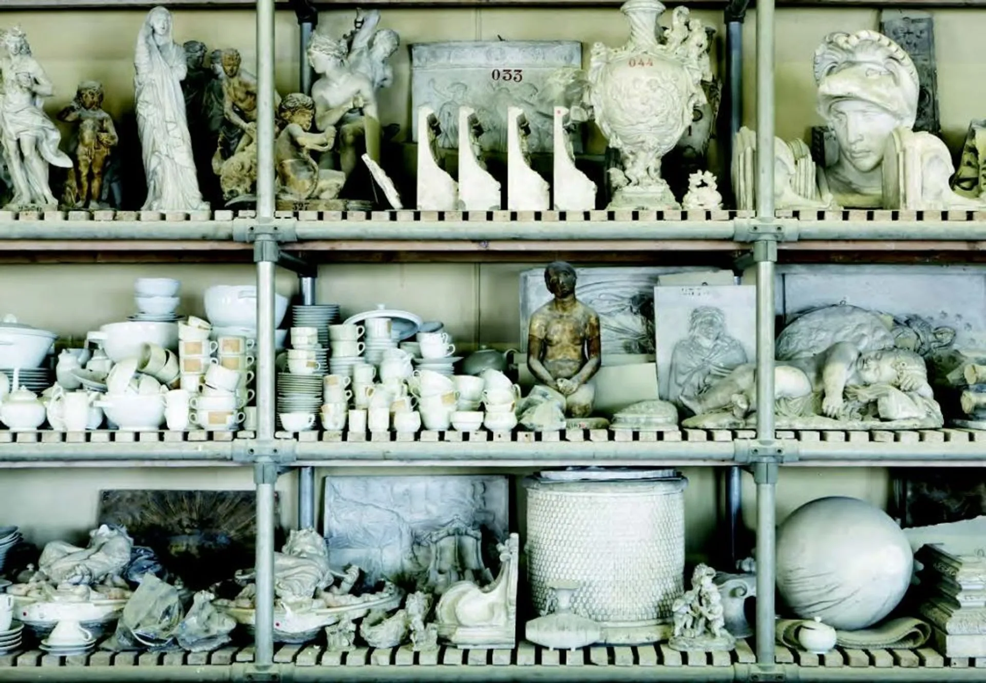 Капитал - Richard Ginori – главный по тарелочкам