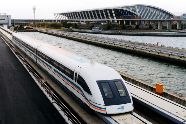 В 2019 году в Китае запустят поезд на магнитной подушке