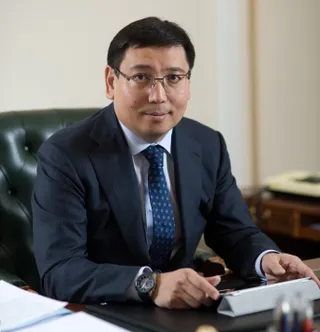 Капитал - В мае тенге к доллару укрепился на 3,1%