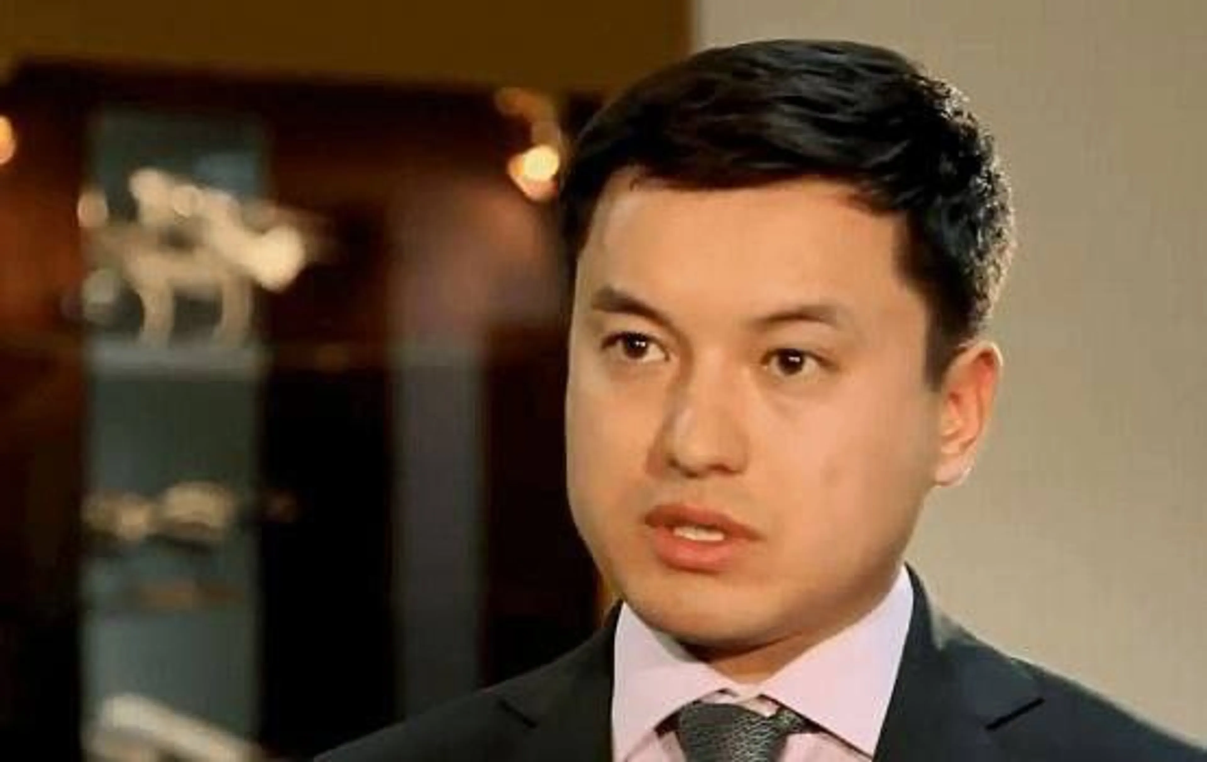 Капитал - Азат Бектуров освобожден от должности гендиректора Казаэронавигации