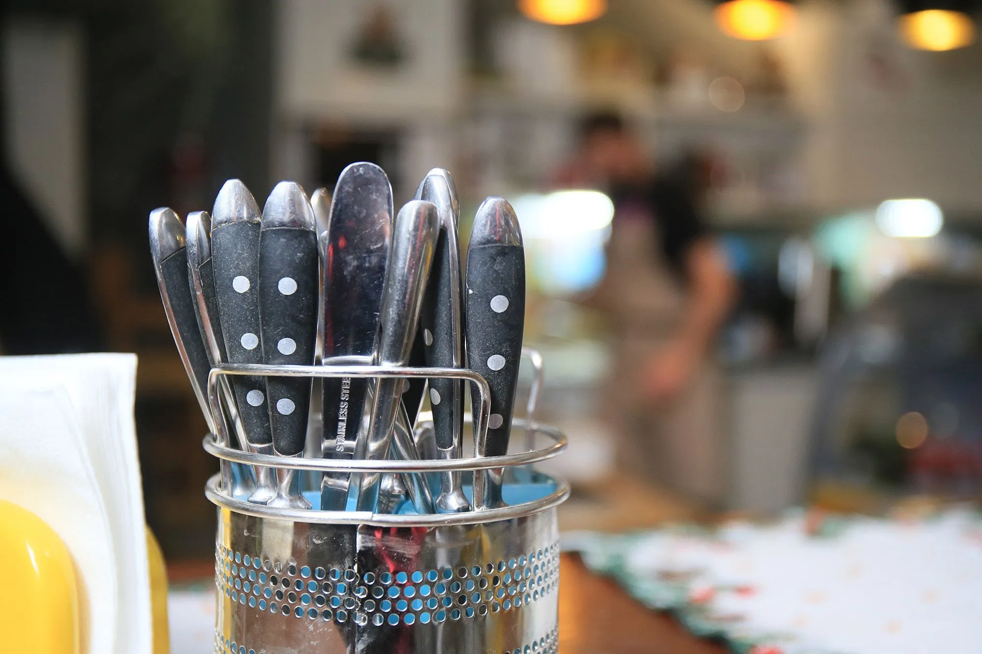 За приготовлением пищи в школах будут следить медработники