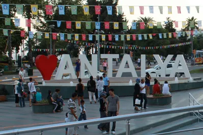 Власти Антальи назвали 2016 год худшим за 12 лет