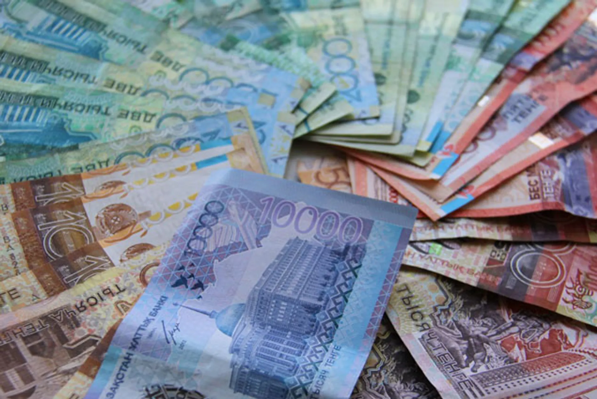 Капитал - 244 млн поступило в бюджет Астаны от приватизации