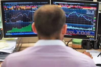 Фондовый рынок России обвалился вслед за азиатским