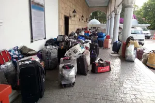 Капитал - Казахстанцы не могут заселиться в отель в Турции из-за банкротства туроператора