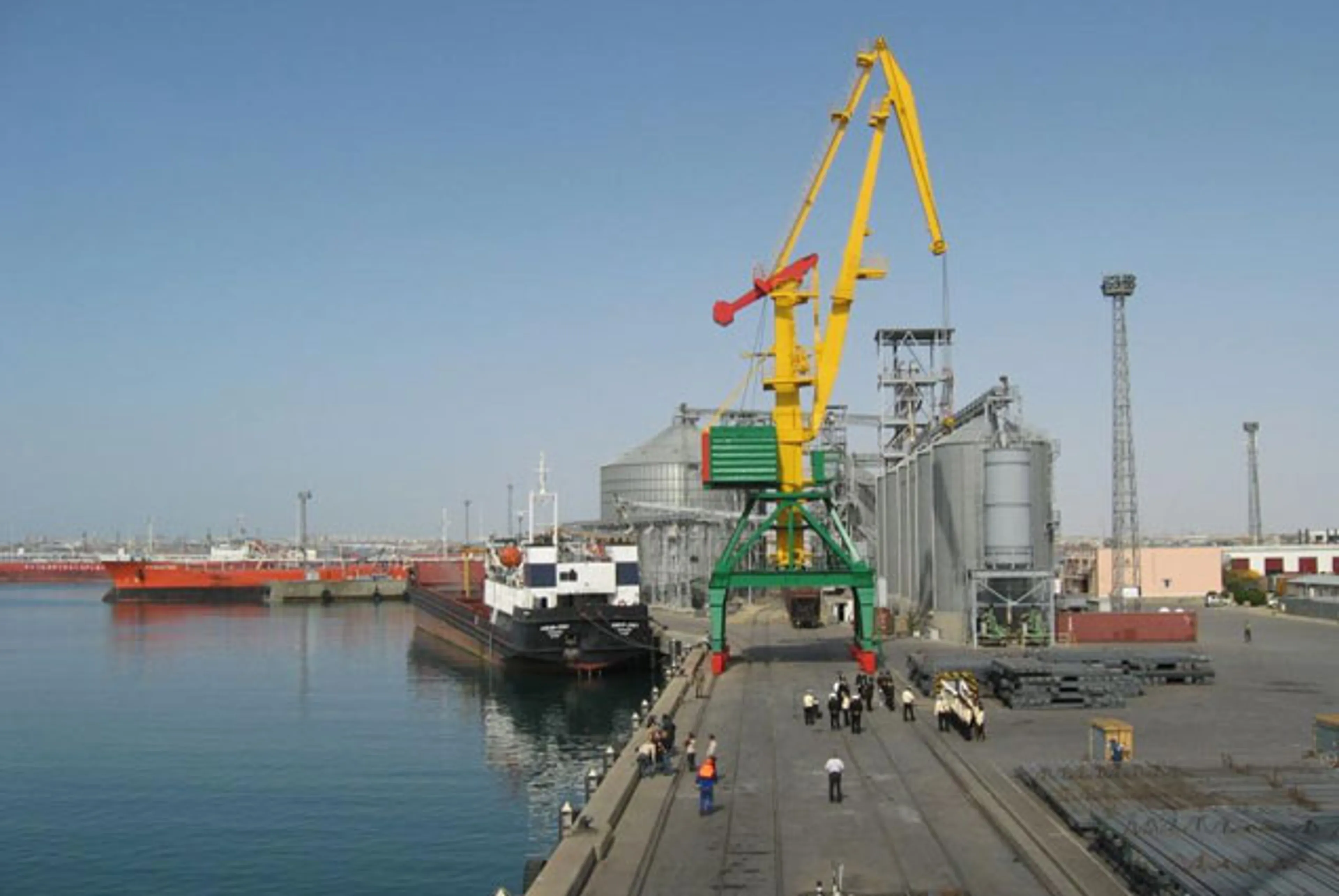 Капитал - Порт Актау могут отдать в управление иностранцам