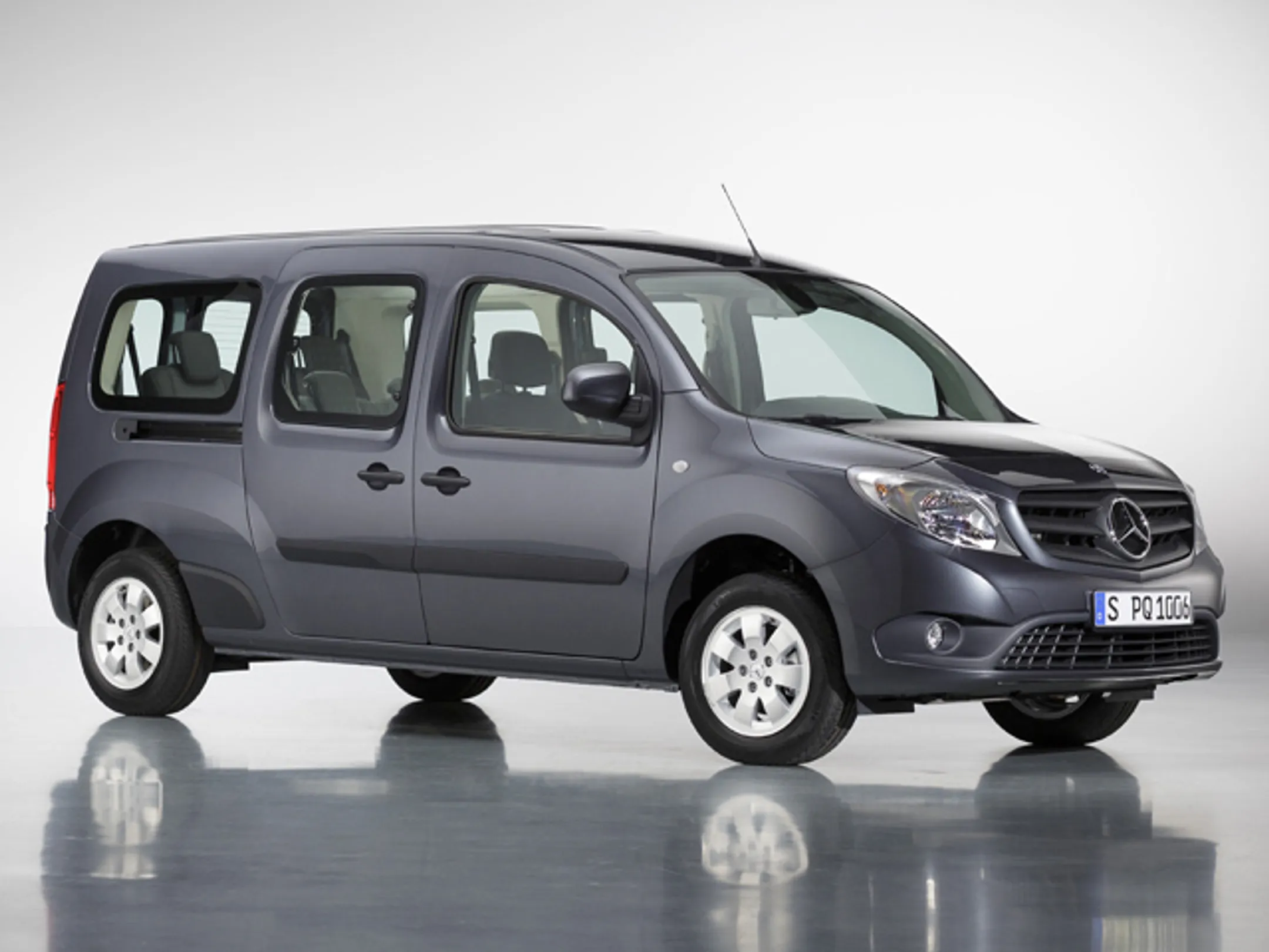 Citan Crewbus 2014 для семерых пассажиров - Image Kapital.kz