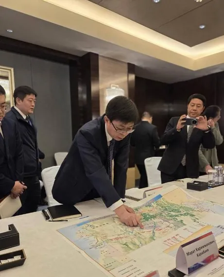 Капитал - Chinacai Finance Investment может вложить $1 млрд в создание логистического парка и склада  