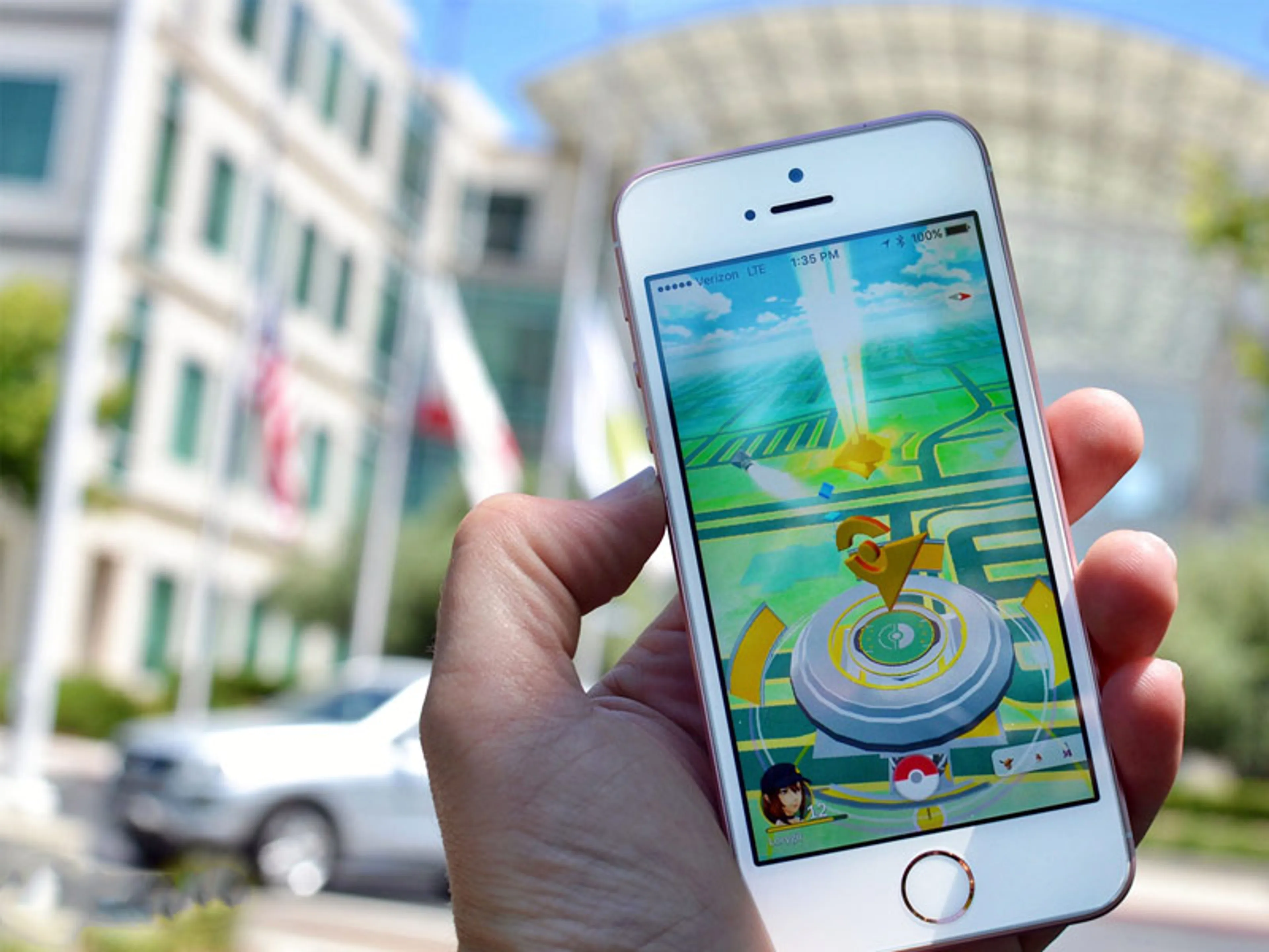 Капитал - Игра Pokemon Go бьет рекорд скачиваний в магазинах Apple