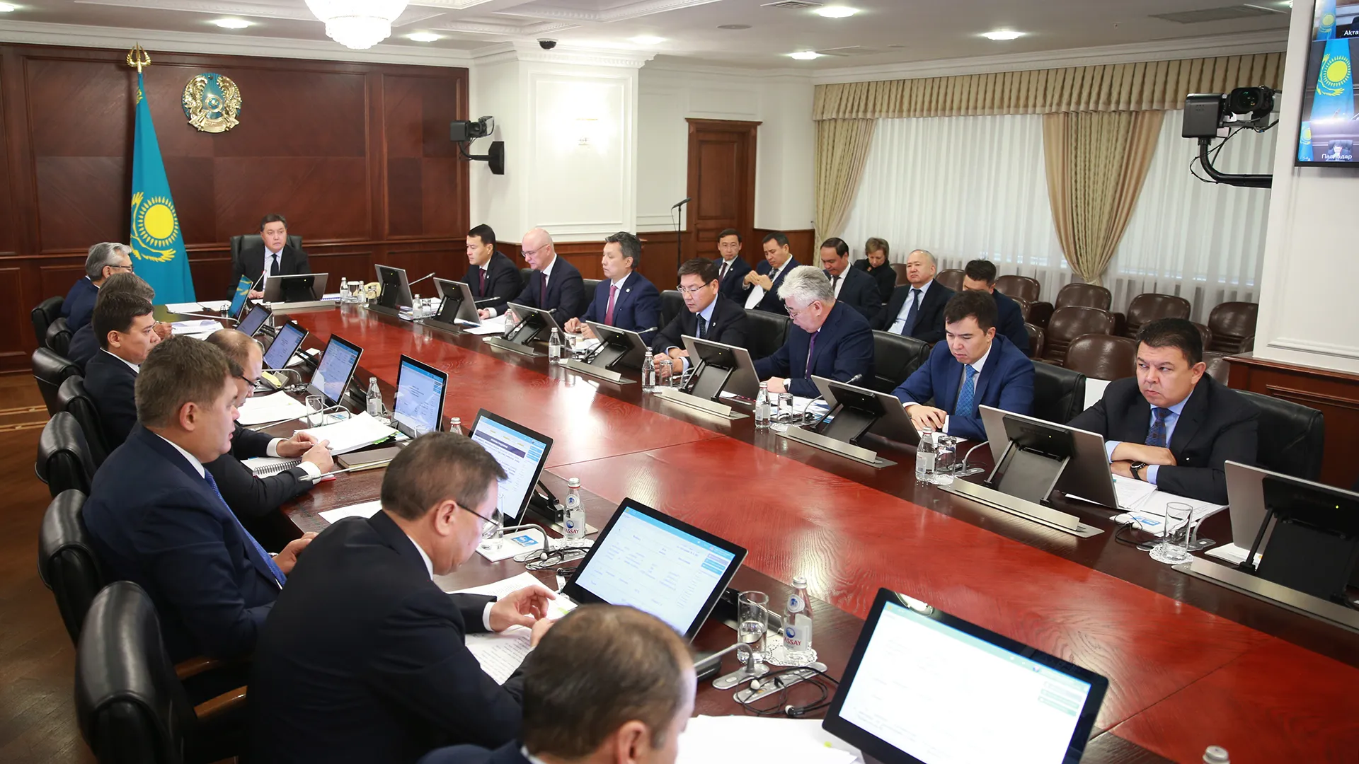 Капитал - Рост экономики Казахстана с начала года составил 4,3%