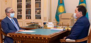 Капитал - Госслужащих переведут на новую систему оплаты труда