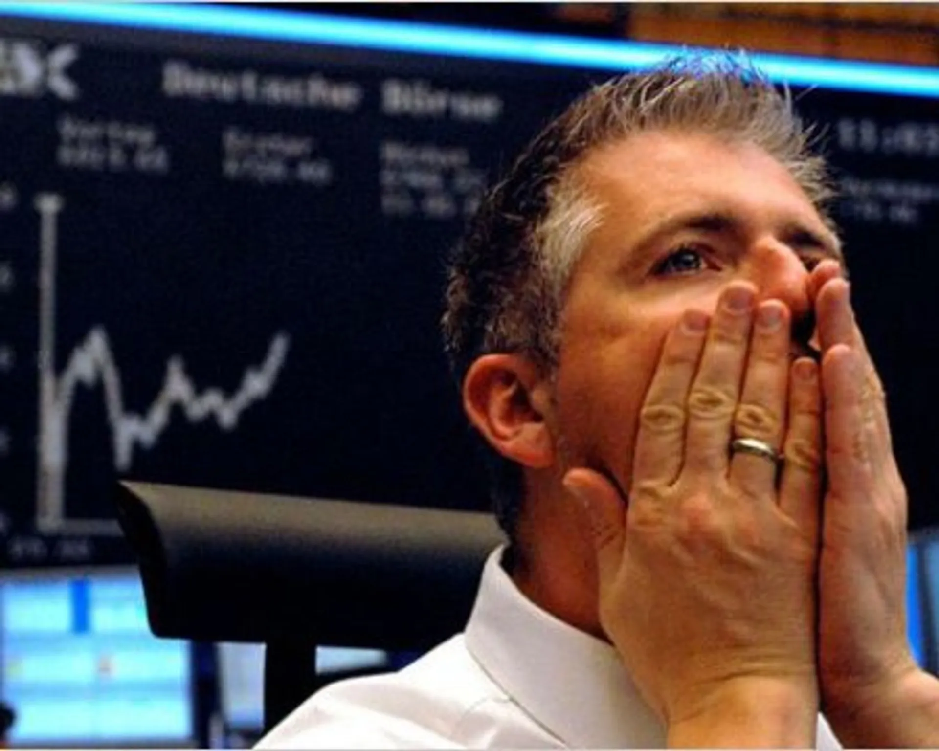 Капитал - Взрывы в Бостоне привели к падению на мировых рынках