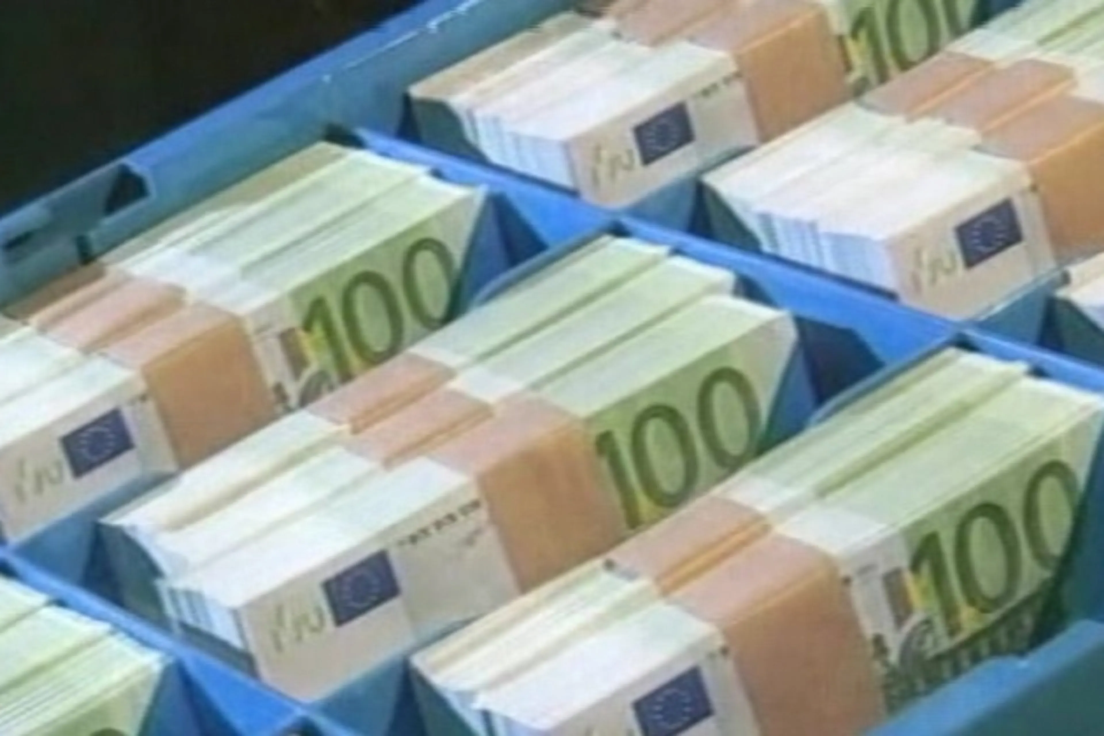 Капитал - В Еврозоне число фальшивых евро стало максимальным за историю