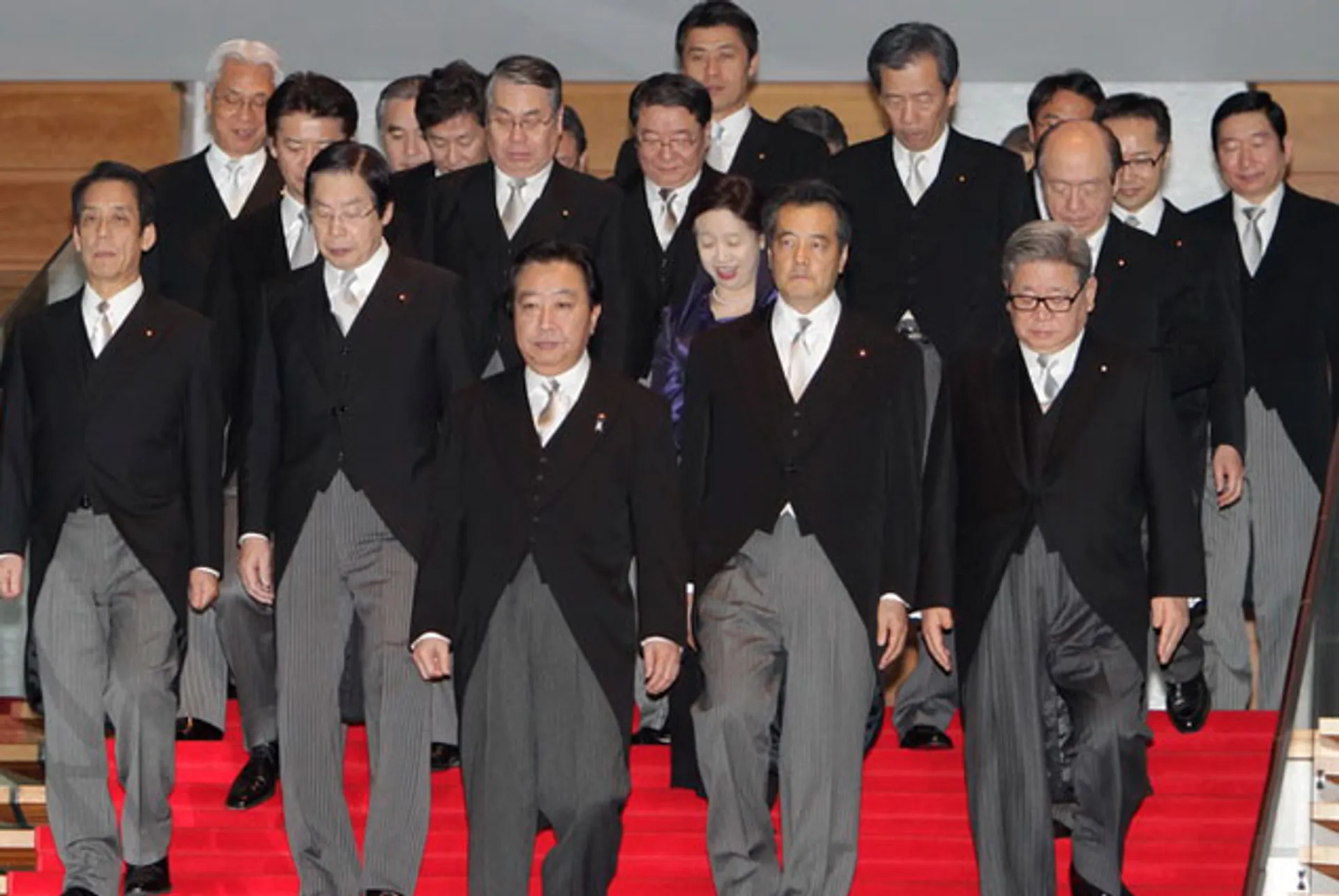 Капитал - Правительство Японии ушло в отставку