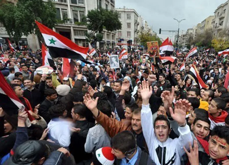 Капитал - Совет ЕС ищет возможности смягчения эмбарго на закупки нефти в Сирии