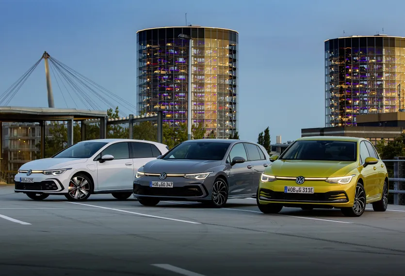 Капитал - Европейские продажи, партнерство VW и Rivian, скандал в Италии