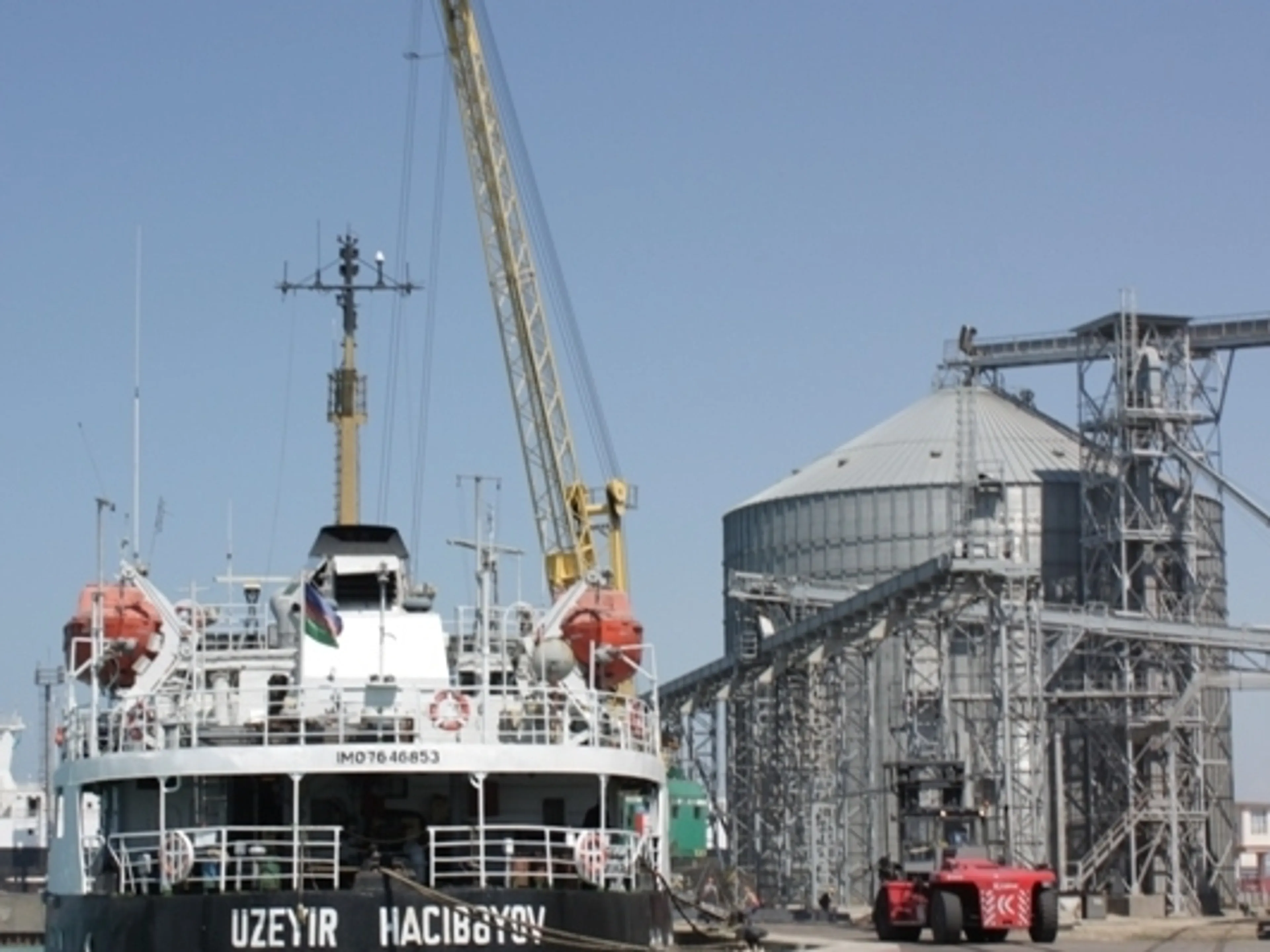 Капитал - Терминал в Актау принимает новый урожай