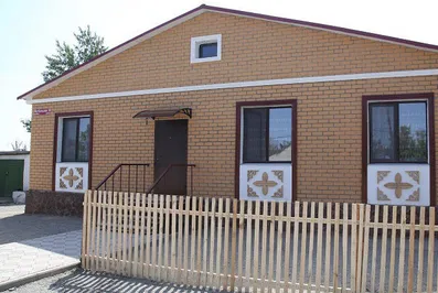 Пострадавшим от наводнения построили первые дома