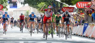 Капитал - Александр Кристофф выиграл 15-й этап «Тур де Франс»