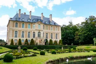 Капитал - Туристам разрешили посещать Замок Вандевр