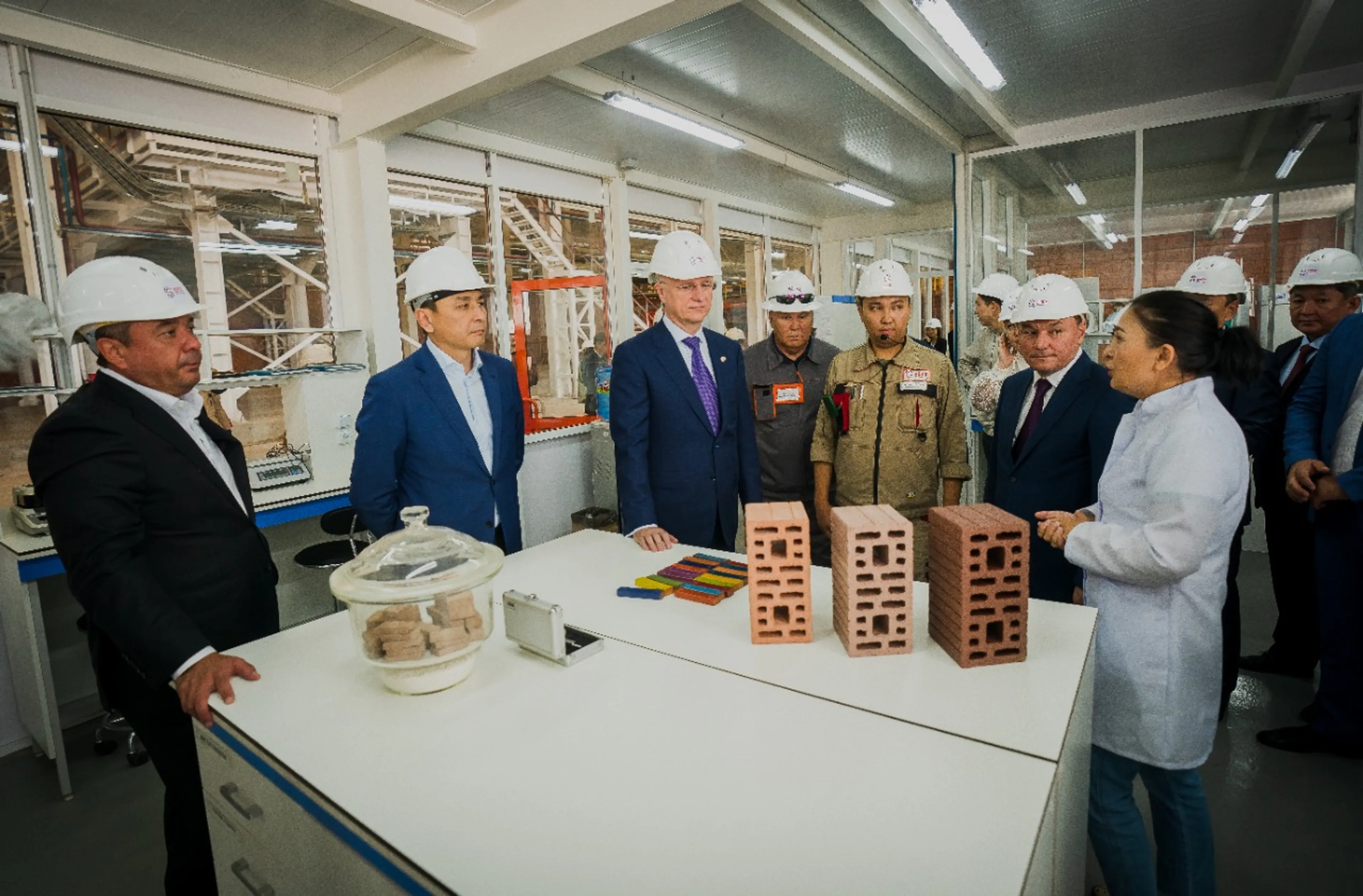 Капитал - В Акмолинской области запущен кирпичный завод