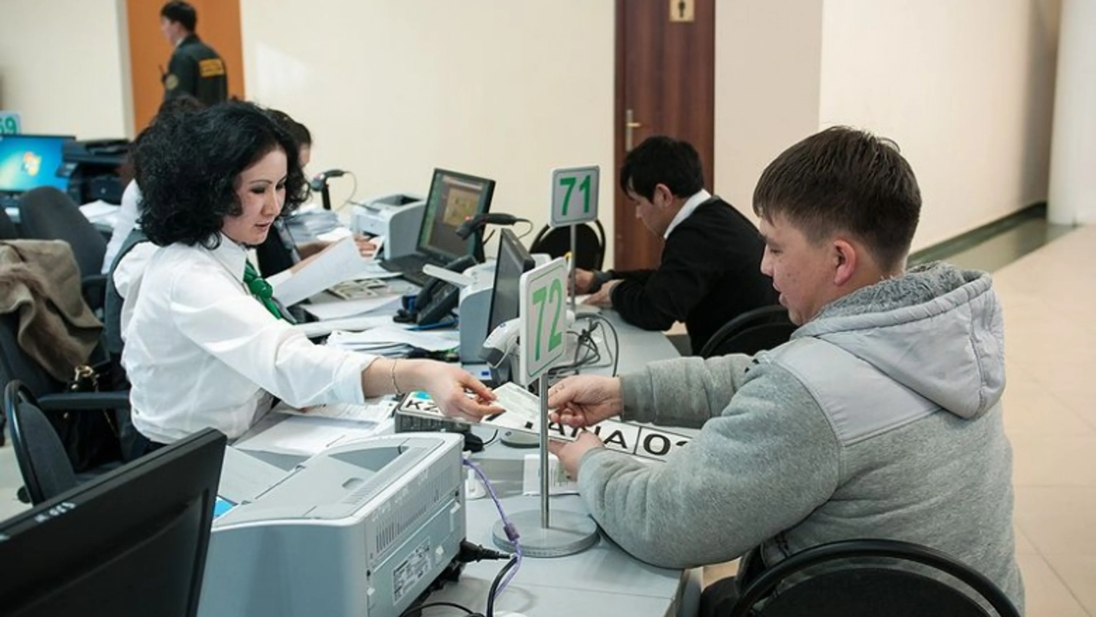 Капитал - В Казахстане стареет автопарк