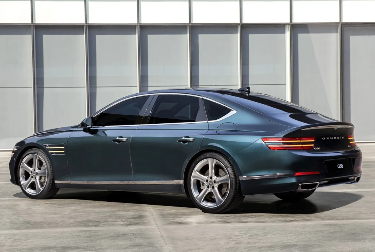 Автодилеры в кризис, подорожание авто и новый Genesis - фото kapital.kz