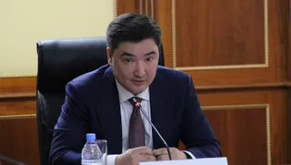 Капитал - Руководители коррупционеров обязаны уволиться в течение 10 дней