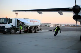 Капитал - НПЗ смогут выпускать до 55 тысяч тонн в месяц авиатоплива Jet A-1